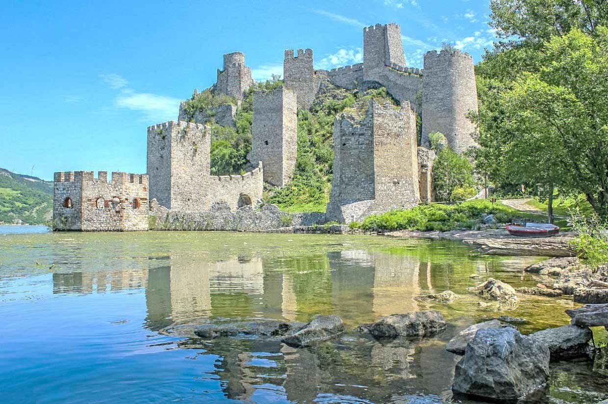 Golubac, Serbia, Click for Serbia, click for serbia, medieval fortress of Golubac