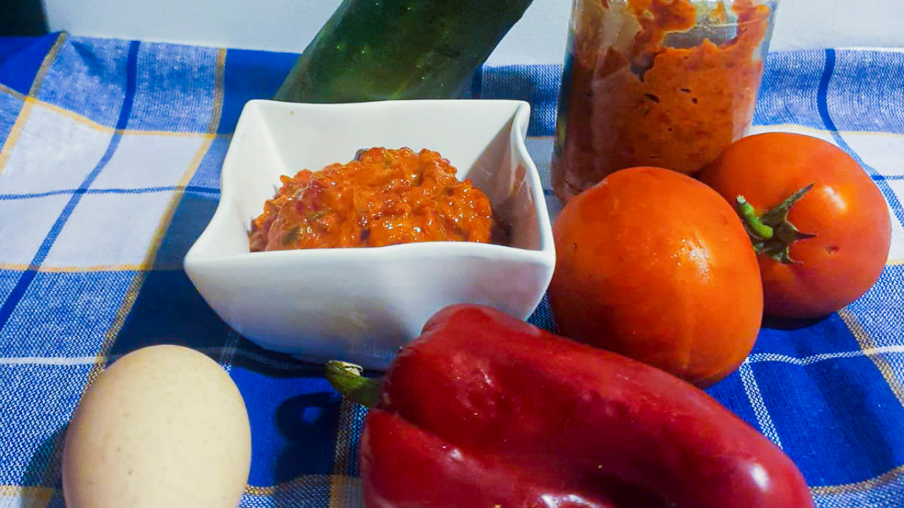 AJVAR - SERBIAN TRADITIONAL FOOD - Click for Serbia